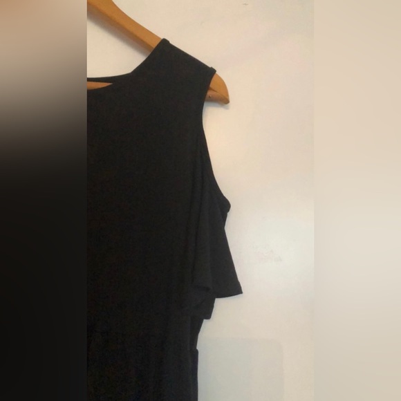 Cold Shoulder Dress - Picture 4 of 4